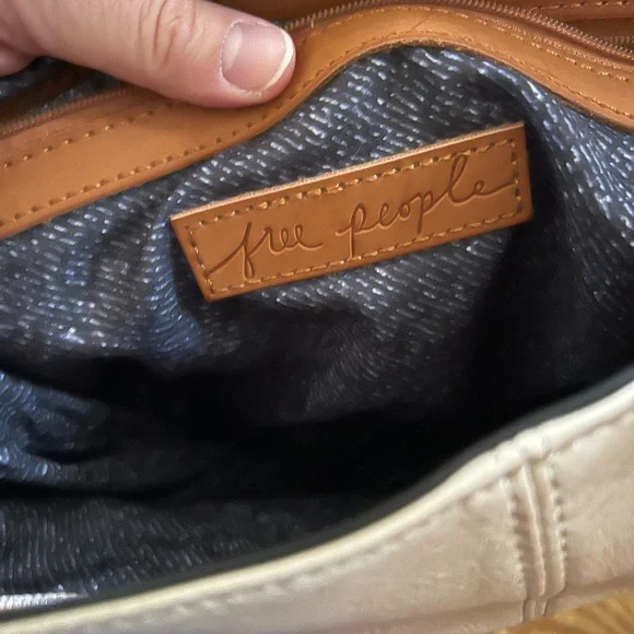 Free People Scalloped Messenger Bag with two handles - Picture 4 of 13